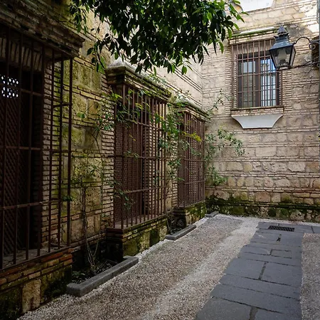 Alcazares In Historic Center * コルドバ